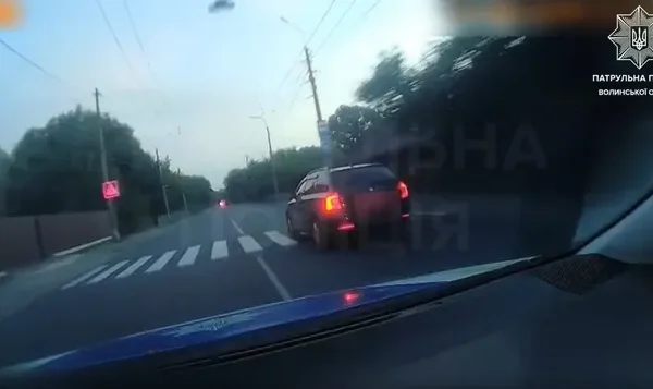 Погоня зі стріляниною: у Луцьку зупинили порушника військового обліку 