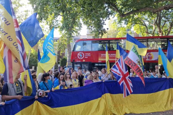 Лондон День незалежності України мітинг пам'ятник Святому Володимиру