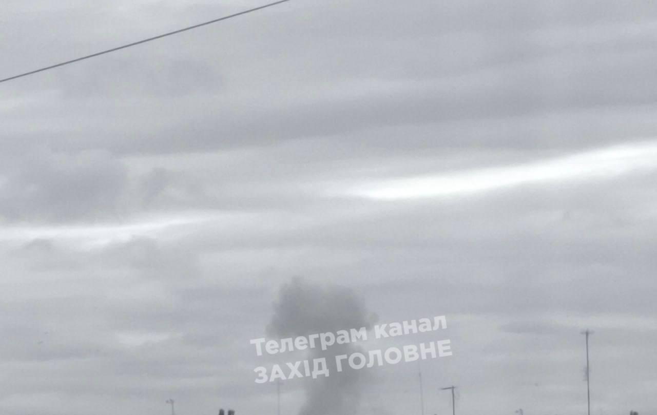 У Луцьку уламки “Шахеда” впали на територію приватного підприємства