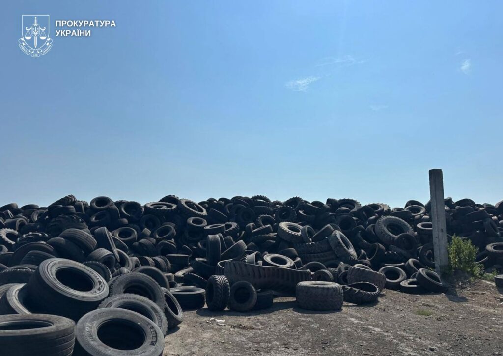 На Волині судять заступника директора підприємства за забруднення земель
