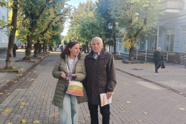 НСЖУ БАЖ сайт Полісся Вол инська газета Сергій Цюриць Світлана Гарда