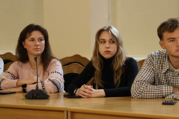 Нарада Волинська ОВА молодіжна стратегія